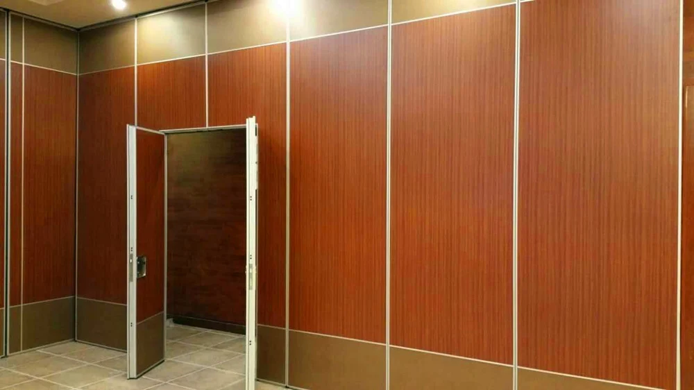Custom Operate Decorative Material Sliding Partition Walls Hanging System For Classroom