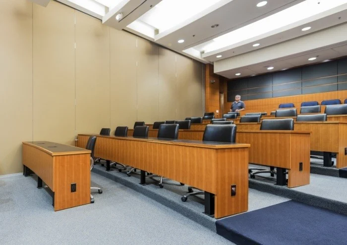 Custom Wooden Surface Movable Sliding High Office Partition Walls 85mm Width