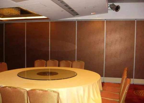 Customized Acoustic Folding Partition Walls , 500mm Panel Width 2