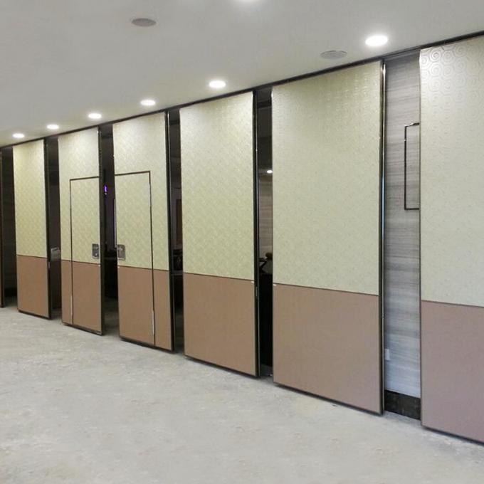 Customized Soundproof Folding Room Divider Door 85 mm Partition Walls For Hotel Banquet Hall 2