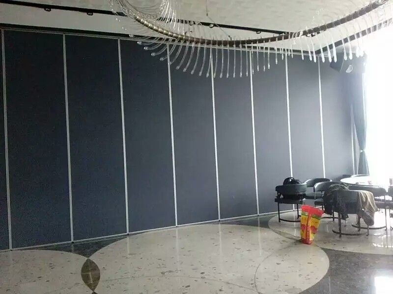 Decorative Modern Movable Office Partition Walls Hang Track On The Ceiling