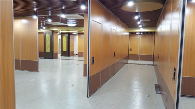 Decorative Movable Partition Exhibition Wall Sound Proof Partition Show Room Partition 1