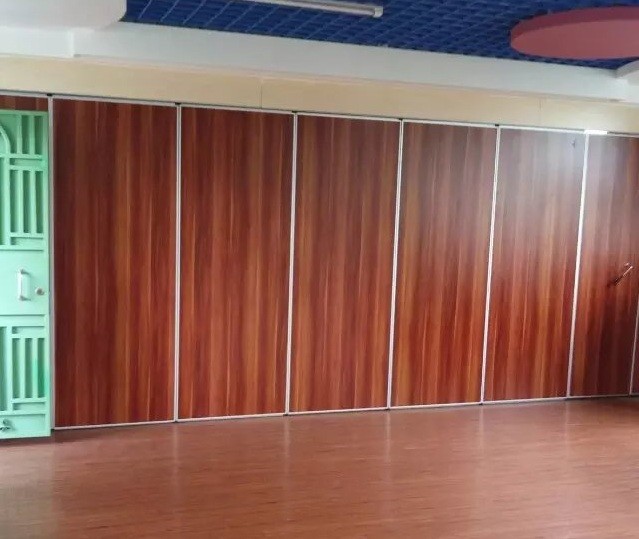 Decorative Sound Proof Operable Partition Walls For Office , Hotel and Ballroom 0