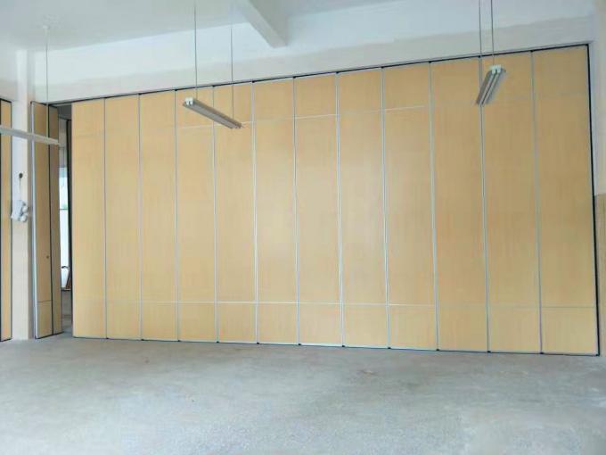Decorative Soundproof Panel Wooden Removable Partition Wall For Ballroom 0