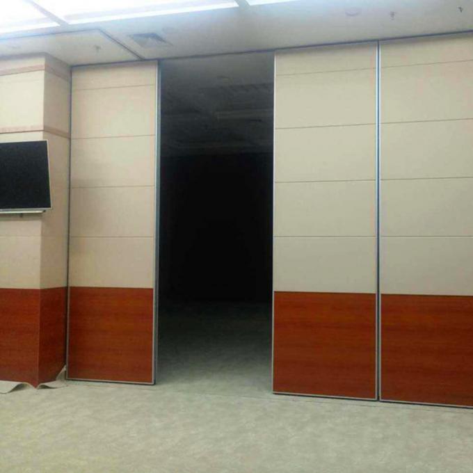 DIY Fire Resistant Movable On Wheels Wooden Partition Wall For Banquet 0