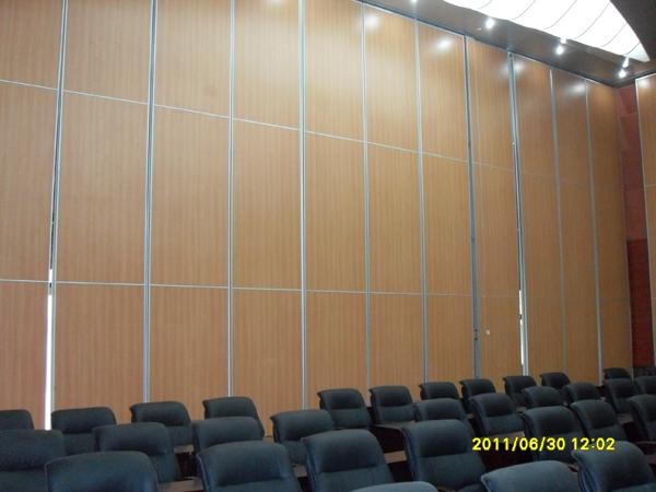 Fabric Sliding Folding Doors Hanging Office Partition System For Meeting Room 0