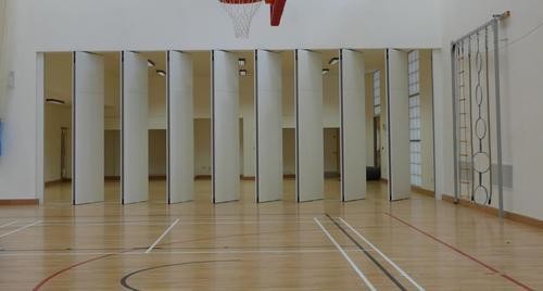 Fashion Commercial Partition Wall Banquet Halls Sliding Partition Wall Panel 1