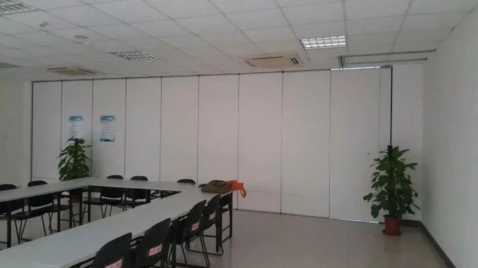 White Wooden Acoustic Partition Wall For Conference Room / Sound Proof Movable Wall Dividers 2