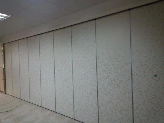 Floor To Ceiling Acoustic Room Dividers / Soundproof Movable Folding Room Partitions 1