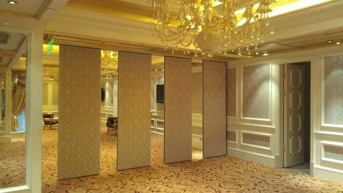 Foldable Removable Soundproof Partition Wall 65mm Thickness PU Leather Surface 3