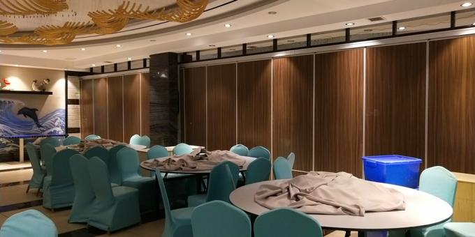 Folding Soundproof Conference Room Office Partition Walls With Flexible Hanging System 1