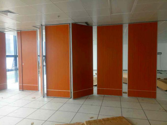 Folding Soundproof Conference Room Office Partition Walls With Flexible Hanging System 0