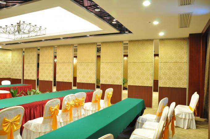 Good Sound Insulation Office Sliding Partition Walls , Aluminium Frame Movable Room Dividers 0
