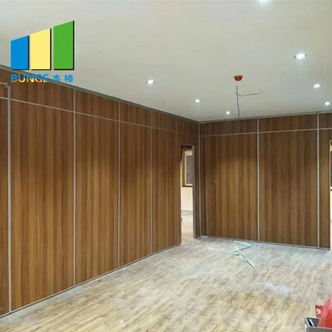Hanging Movable Wood Folding Soundproof Acoustic Room Divider For Banquet Hall 0