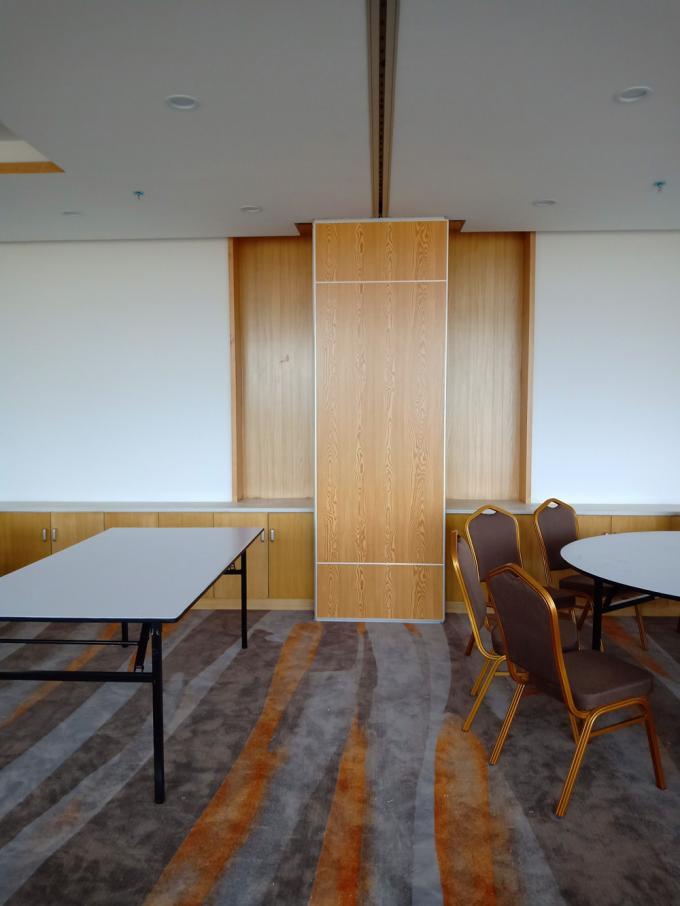 Height 4m Sliding Door Hanging Rollers Movable Partition Walls For Restaurant / Churches 1