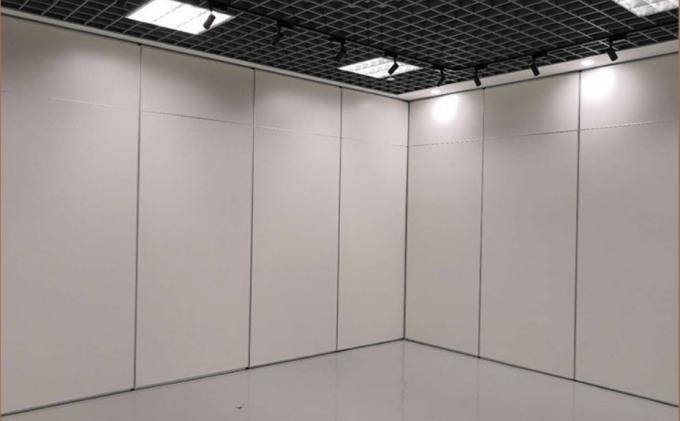 Height 6000 mm Folding Doors Mobile Soundproof Partitions For Convention Center 1