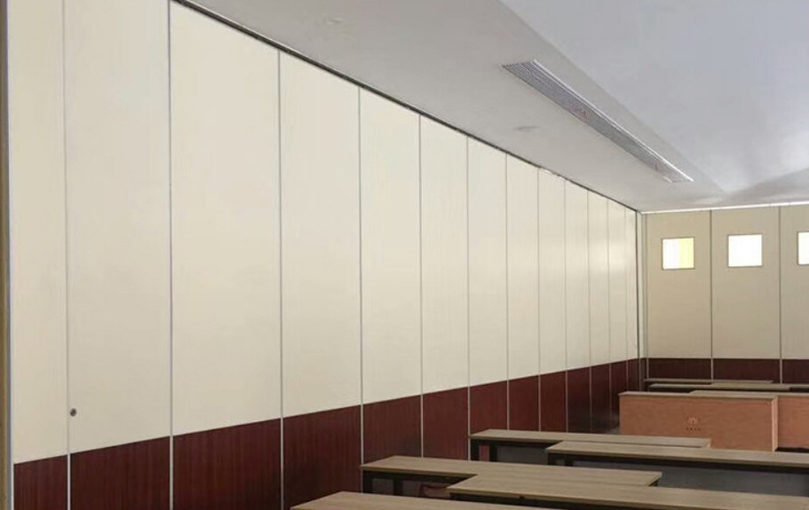 Height 6000 mm Folding Doors Mobile Soundproof Partitions For Convention Center