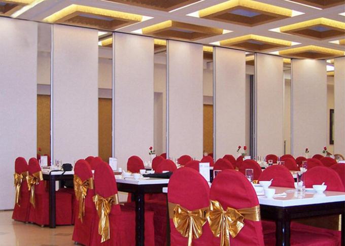 Hotel Acoustic Rolling Operable Partition Walls With Sliding Door 0