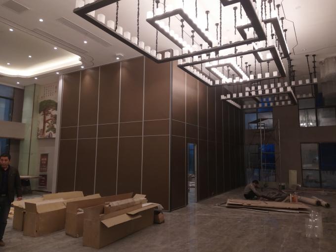 Hotel Banquet Hall Acoustic Movable Partitions Walls / Folding Sliding Gate 2