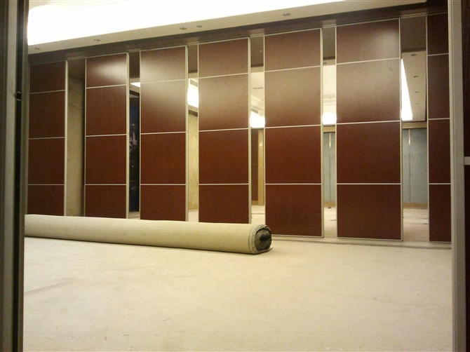 Interior Folding Sound Proof Partition Wall For Hotel / Commercial Furniture