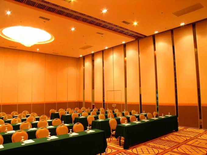 Interior Material Sliding Door Movable Wall Folding Room Partitions Aluminium Profile 0