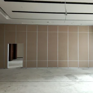 Laminate Operable Foldable Sliding Sound Proof Partitions For Restaurant