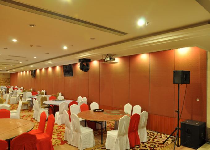 Latest Design Commercial Wooden Soundproof Room Dividers with Passing Doors 2