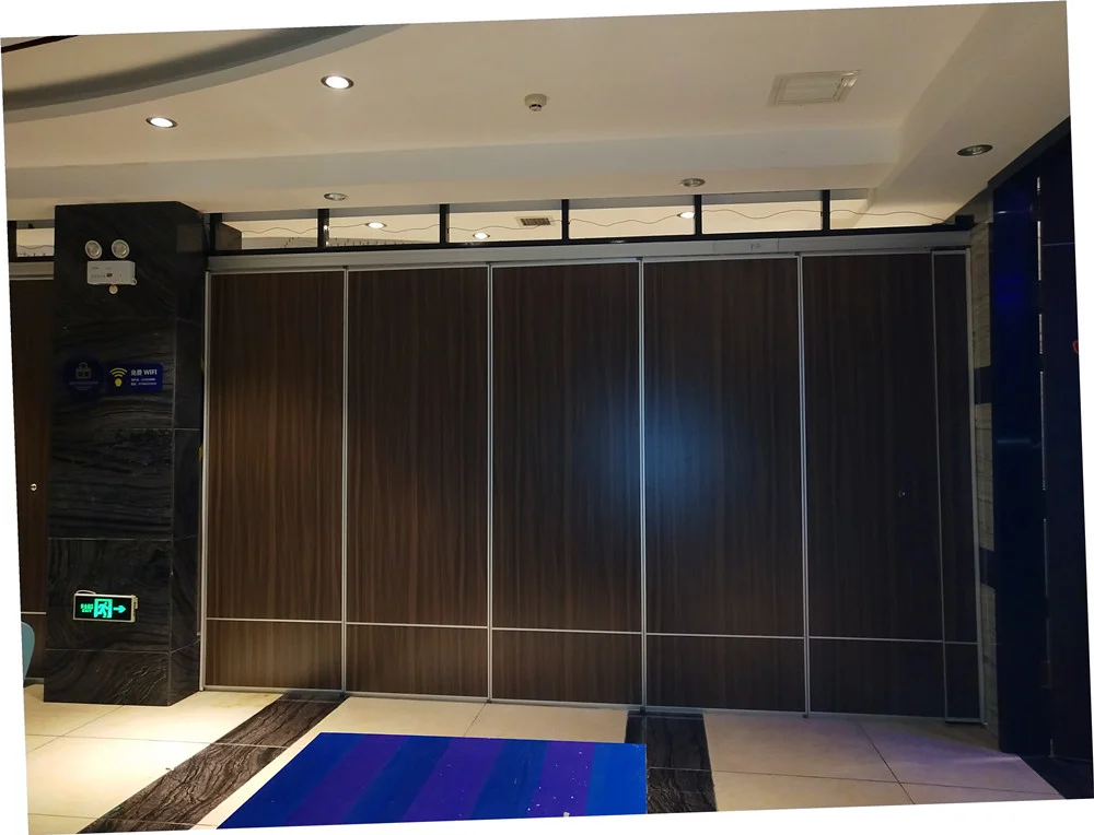 Leather Surface MDF Board Operable Office Partiton Wall Sliding Folding Ceiling System