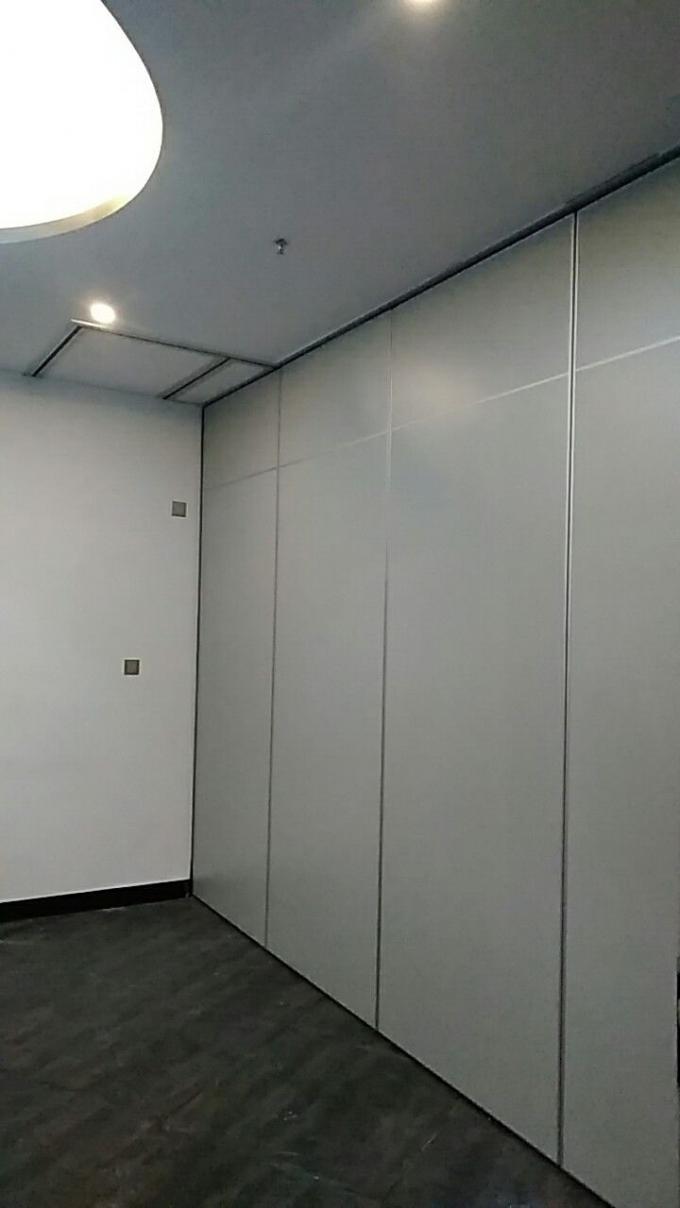 Leather Surface Soundproof Movable Divider Walls , Aluminium Room Dividers 0