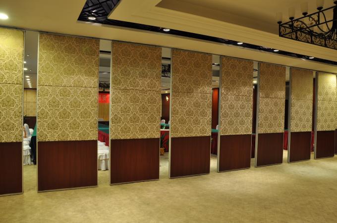 Luxury Wooden finished Flexible Soundproof Partition Wall For Exhibition 3