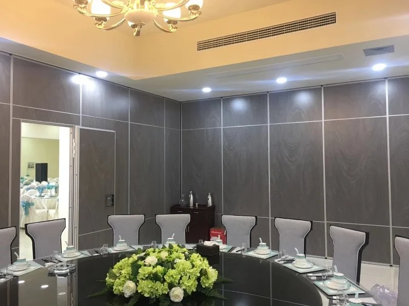Meeting Room Soundproof Divider Folding Door Acoustic Folding Partition System