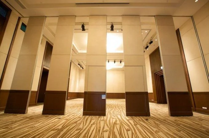 Melamine Board Folding Partition Walls 85 mm Thickness Leather Surface 0