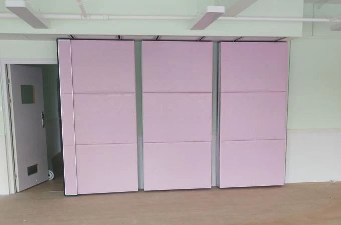 Melamine Board Folding Partition Walls For Five Star Hotel / Soundproof Sliding Room Dividers 5