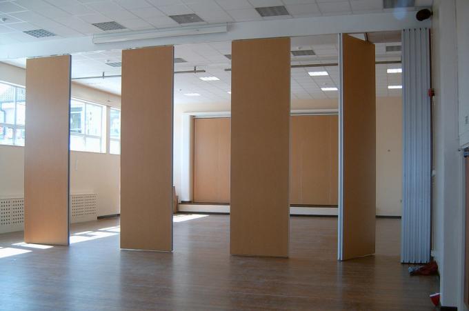 Melamine Board Sliding Movable Sound Insulation Partition Walls With Pass Doors 2