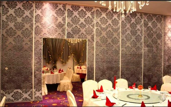 Melamine Finished MDF Board Folding Partition Walls Width 500mm - 1230mm 2