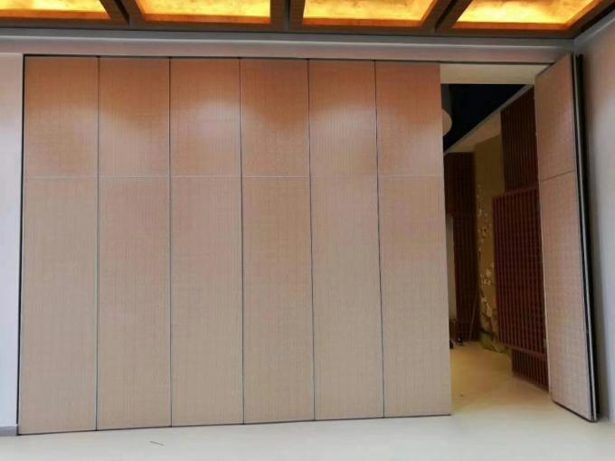 Melamine Surface Movable Banquet Hall Partition Wall , Sliding Acoustic Room Dividers 1