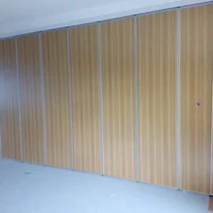 Mobile Rooms Dividing System Retractable Partitions Walls In Airport