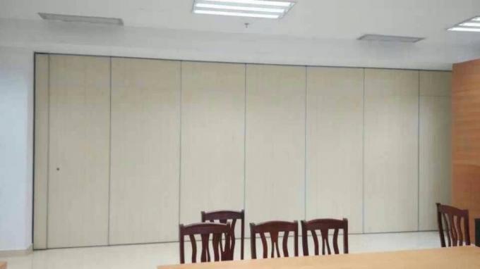 Mobile Wall Hotel Sound Proof Partitions Panel Thickness 65mm Laminated Board 0