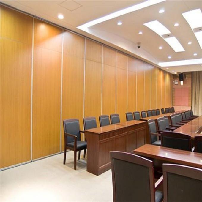Modern Collapsing Folding Soundproof Partition For Banquet Hall And Office 0