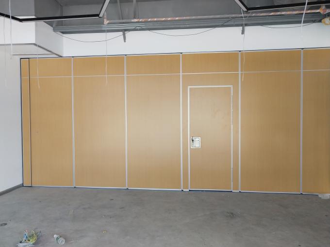 Modern Design Sliding Folding Partitions Acoustic Movable Partition Walls 2