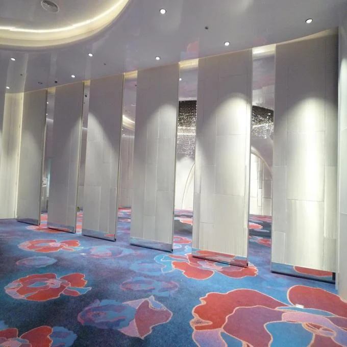 Modern Melamine Surface Folding Partition Walls / Sound Proof Room Partitions 1