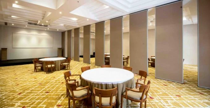 Modern Office Sliding Folding Partition Wall , Acoustic Room Divider 0