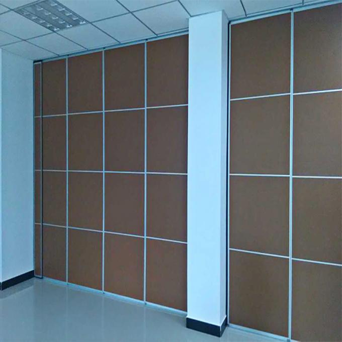 Modern Semi - Permanent Room Divisions Operable Partition Wall For Waiting Training Room Airpor 0