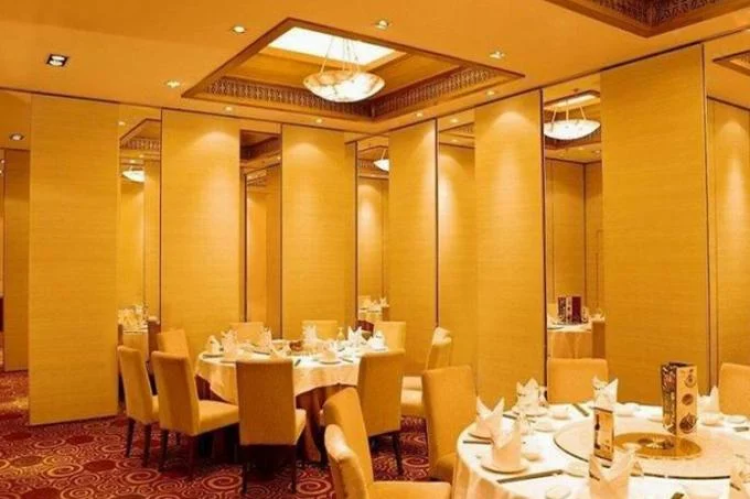 Decorative Furniture Sliding Acoustic Room Divider Wall / Indoor Privacy Screen 0