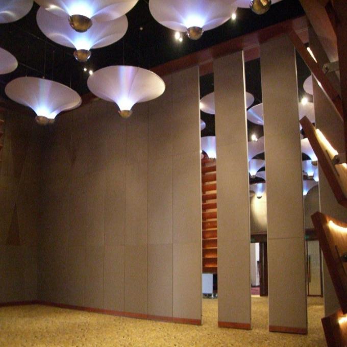 Movable Accordion Partition Walls Wooden Acoustic Collapsible Door For Restaurant Weeding Room 2