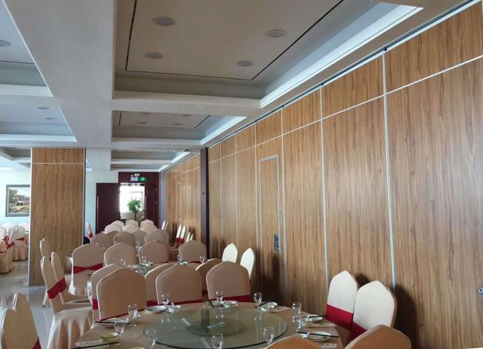 Movable Walls System Operable Wall Partitions , Acoustic Sound Proof Partition Panel For Banquet Hall 0