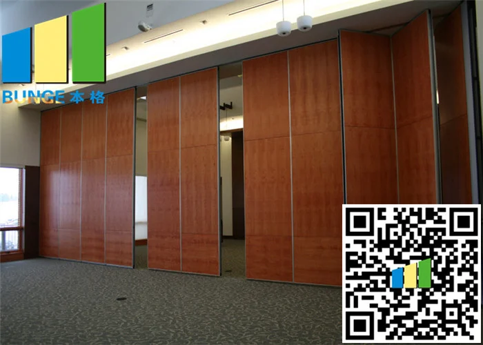 Moving Baffle Sliding Folding Partition Walls Aluminium Frame Panel With Door