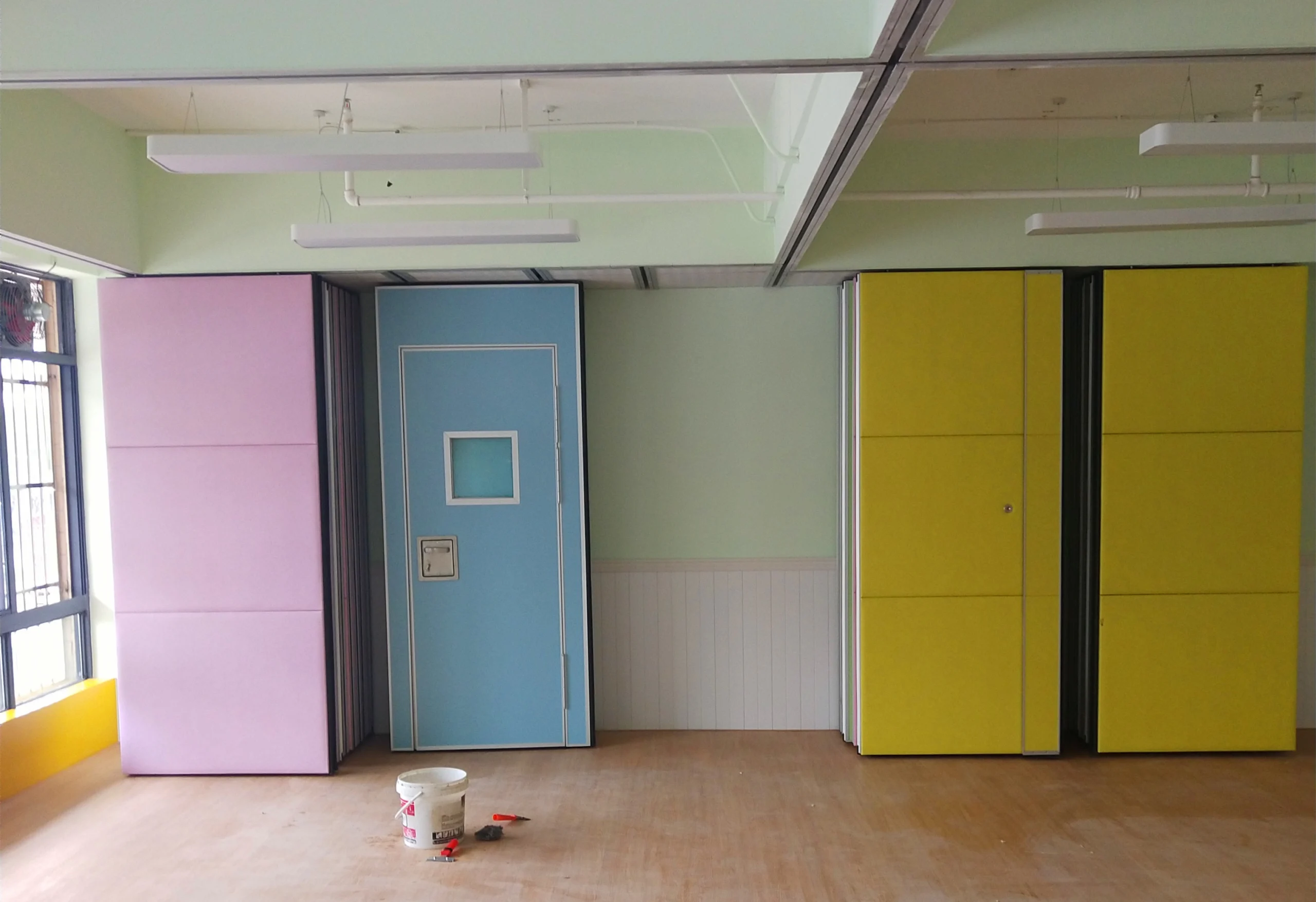 Multi Color Commercial Soundproof Office Partition Wall Less Than 4m Height