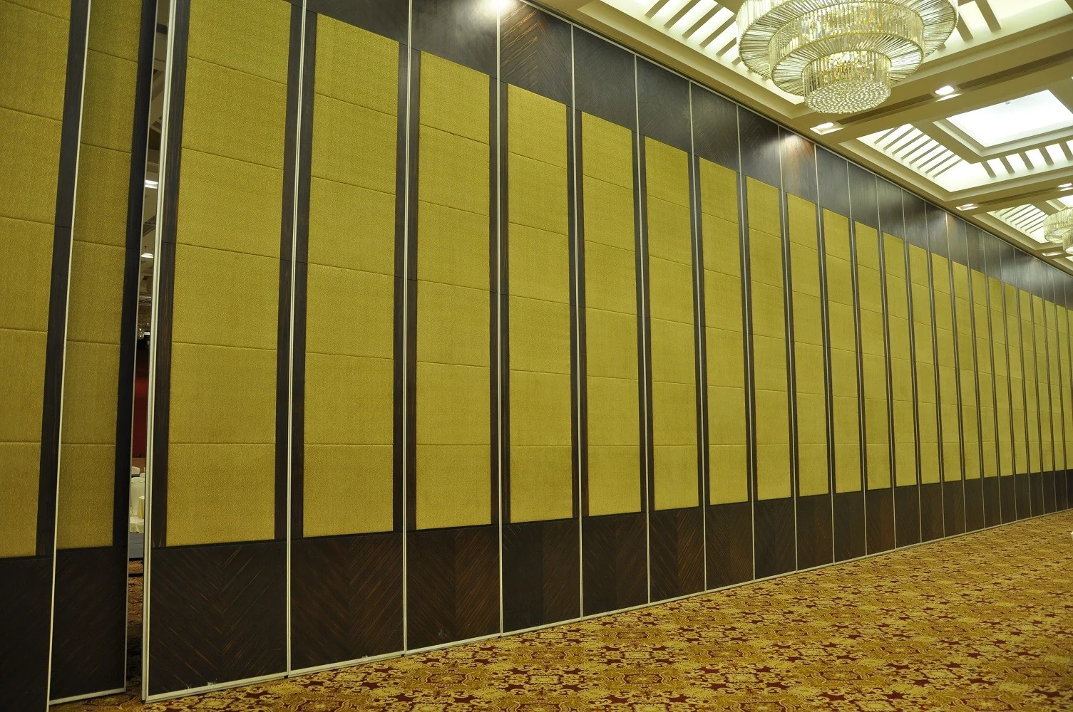 Multi Color Removable Office Partition Walls Aluminium Alloy Door Material