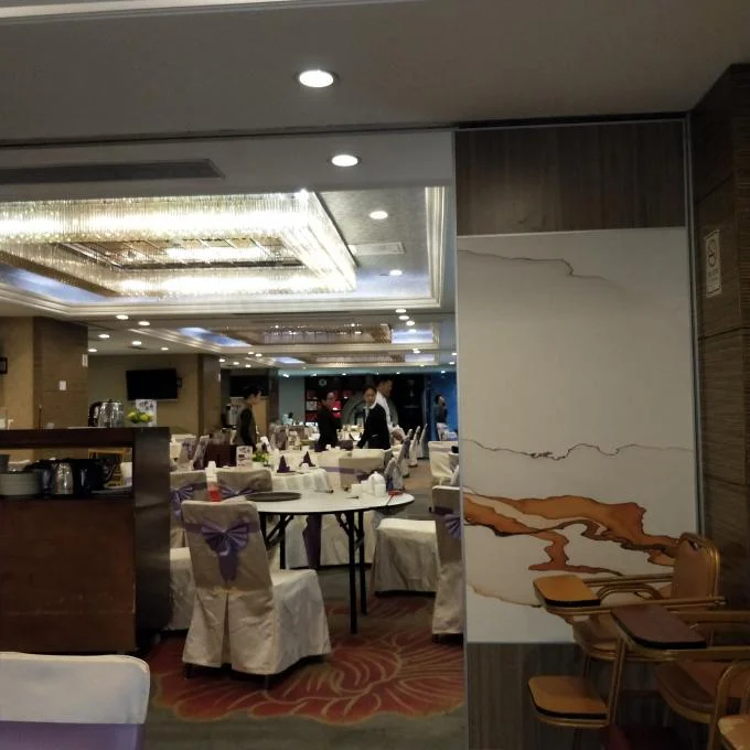Multi Color Sliding Doors Interior Soundproof Room Dividers / Movable Office Partition 0